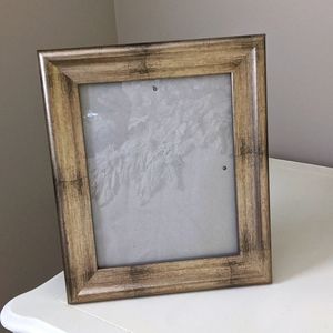 Gold/Black Colored Photo Frame (8x10 photos)